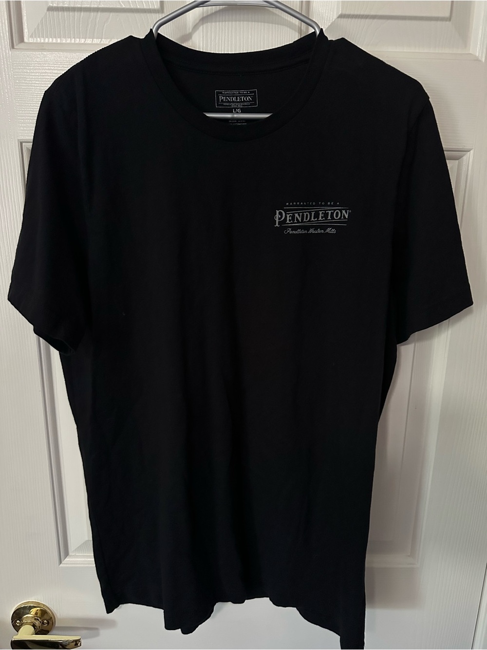 Pendleton Men's Vintage Logo Graphic Tee Black Large L 100% Cotton Short Sleeve